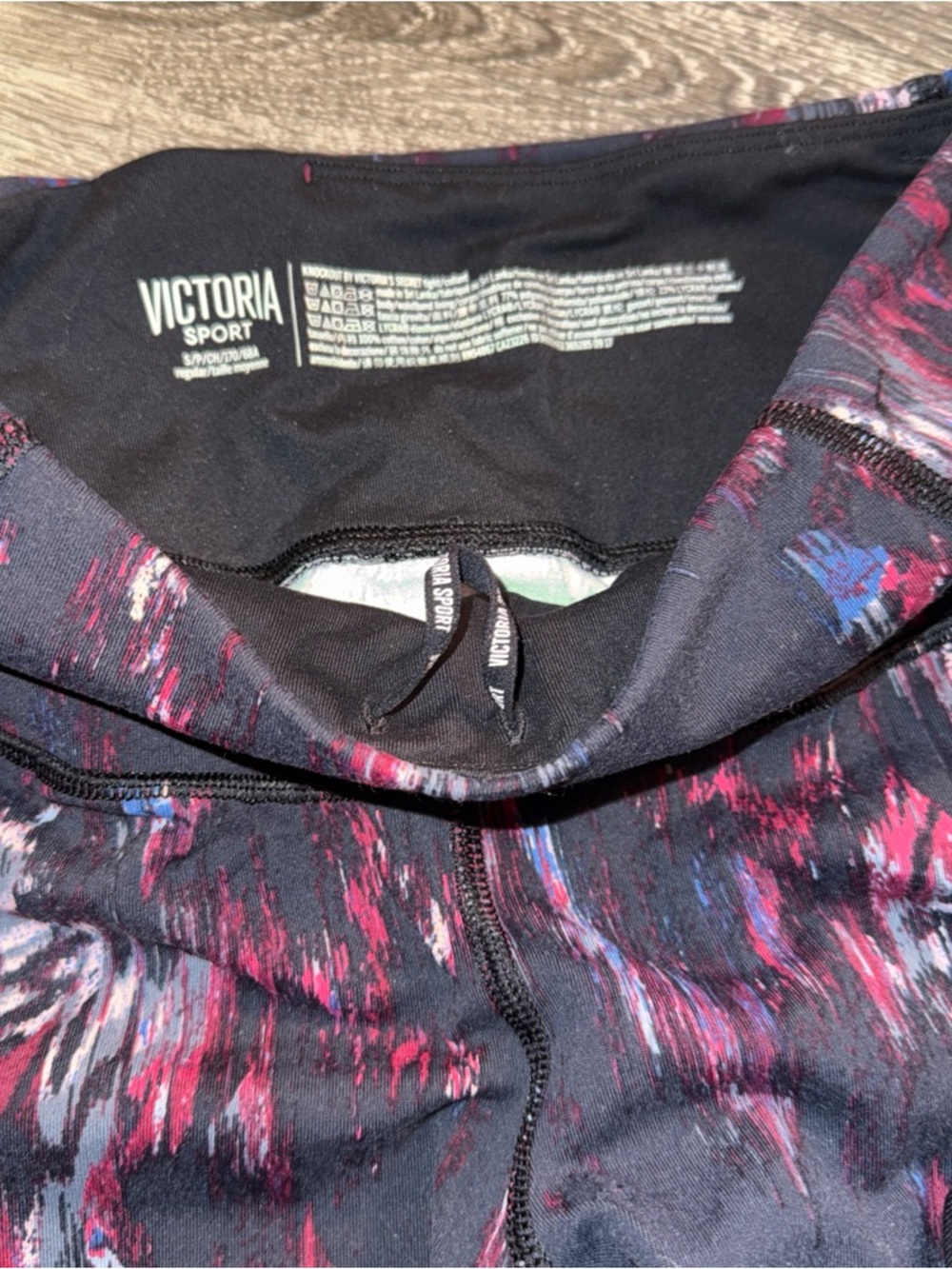 Victoria's Secret Sport Knockout VSX Tight Leggings LOT 3 Pair size Small - Picture 3 of 7